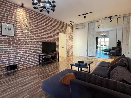 Kirayə 3 otaqlı mənzil, 120 m², Şah İsmayıl Xətai: 1 700 ₼/ay 5