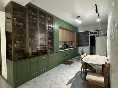 Elan №6395258 - Bakı, Memar Əcəmi m., 3 otaqlı, 130 m², 10/16 mərtəbə