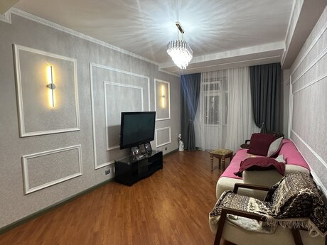 3-room apartment, 130 m², Memar Əcəmi: 319 000 ₼ 5