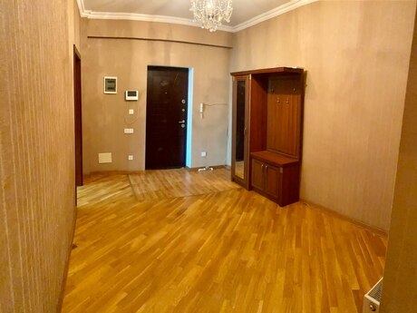 Kirayə 2 otaqlı mənzil, 100 m², Şah İsmayıl Xətai: 799 ₼/ay 4