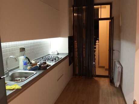 Elan №6395461 - Bakı, 28 May m., 3 otaqlı, 114 m², 14/18 mərtəbə