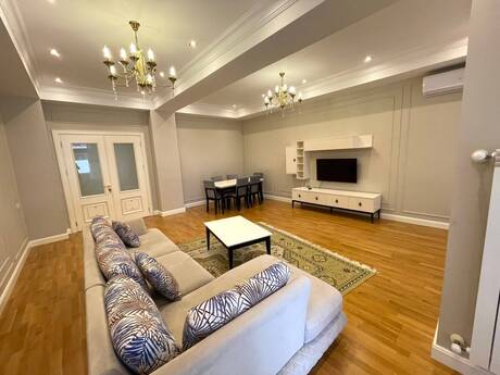 Kirayə 3 otaqlı mənzil, 140 m², Ağ şəhər: 2 100 ₼/ay 3