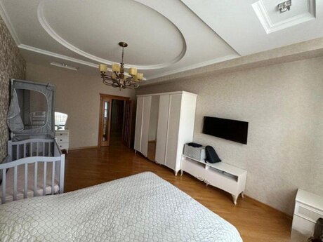 3-room new-build apartment for sale in 8 Noyabr, 127 m², 360 000 AZN, photo 2 / 12