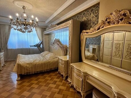 Elan №6395560 - Bakı, Nizami m., 4 otaqlı, 192 m², 6/16 mərtəbə