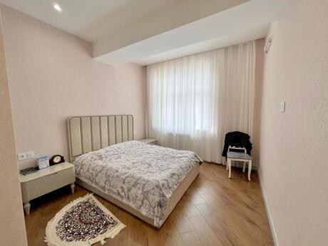 3 otaqlı mənzil, 120 m², 28 May: 450 000 ₼ 3