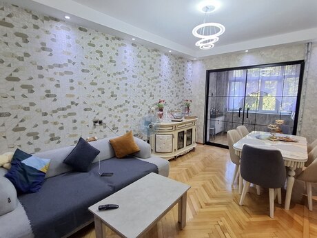 Elan №6395576 - Bakı, Azadlıq Prospekti m., 2 otaqlı, 65 m², 2/5 mərtəbə