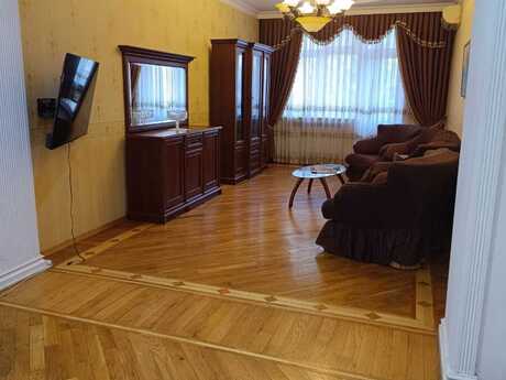Elan №6395592 - Bakı, Nizami m., 3 otaqlı, 130 m², 4/22 mərtəbə
