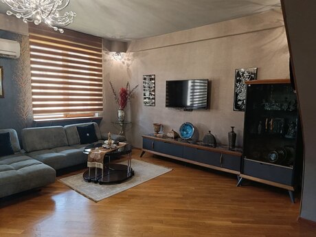 Kirayə 5 otaqlı mənzil, 220 m², Səbail: 1 500 ₼/ay 4