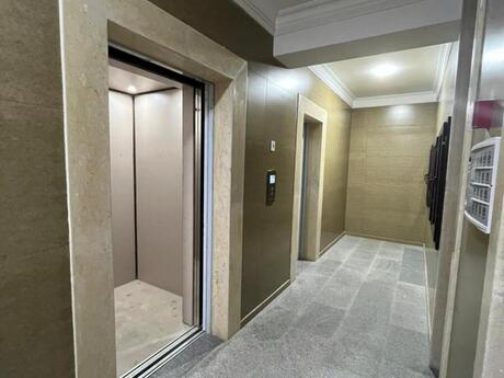 4-комнатная квартира, 256 м², 7 Points: 770 000 ₼ 5