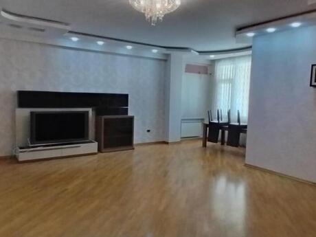 Elan №6395707 - Bakı, 28 May m., 4 otaqlı, 200 m², 11/17 mərtəbə