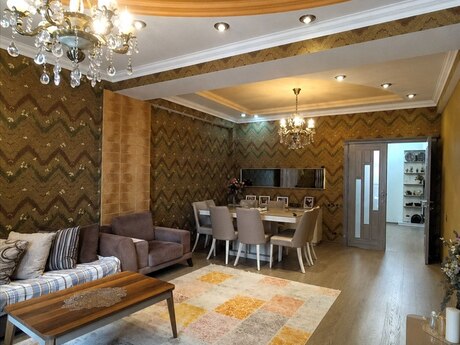 4 otaqlı mənzil, 172 m², Elmlər Akademiyası: 583 000 ₼ 2