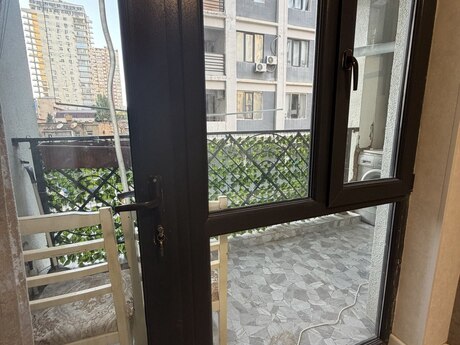 Аренда: 4-комнатная квартира, 100 м², 28 May: 110 ₼/мес 5