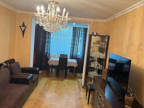 Объявление №6395807 - Баку, м. Низами, 4-комн., 100 м², 3/5 этаж
