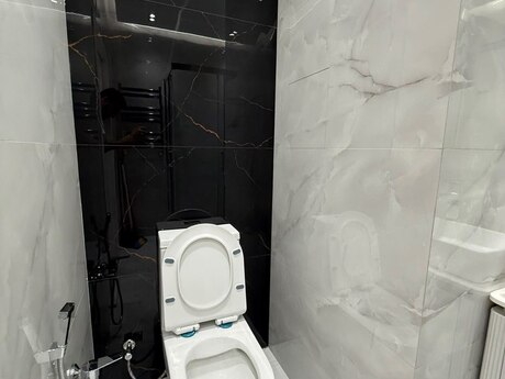 3-room apartment for rent, 65 m², Gənclik: 900 ₼/mo 5
