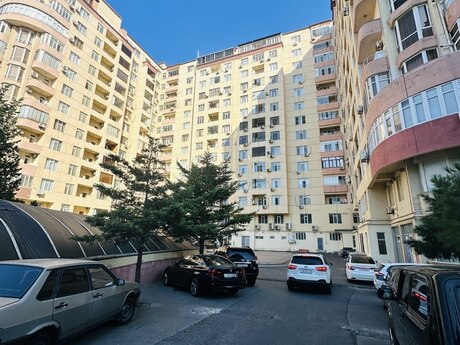 Elan №6396144 - Bakı, Memar Əcəmi m., 2 otaqlı, 68 m², 14/15 mərtəbə