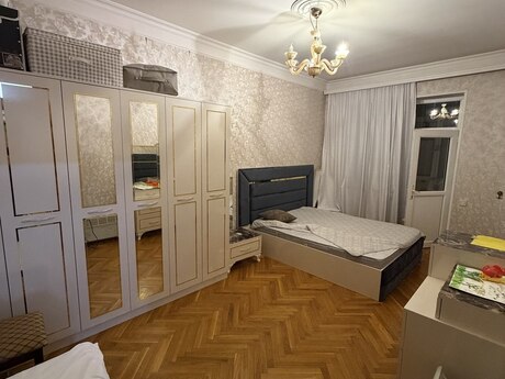 4 otaqlı mənzil, 129 m², Nərimanov: 349 000 ₼ 5