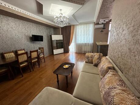 2-комн. · 84 m² · 8/20 этаж, Əhmədli