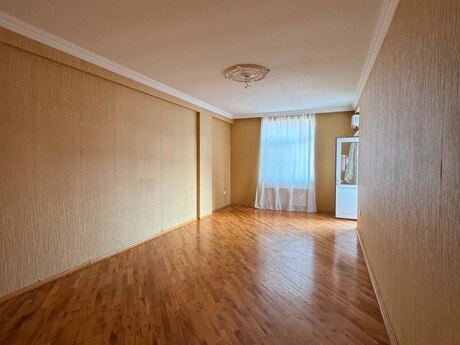 3 otaqlı mənzil, 110 m², İnşaatçılar: 264 000 ₼ 2