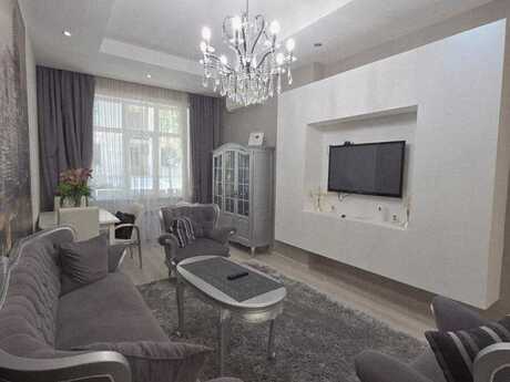 Elan №6396479 - Bakı, Nəsimi r., 2 otaqlı, 70 m², 4/20 mərtəbə