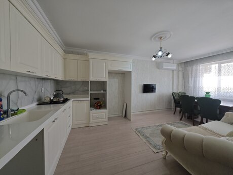 Elan №6396478 - Bakı, Bakıxanov q., 2 otaqlı, 60 m², 4/19 mərtəbə