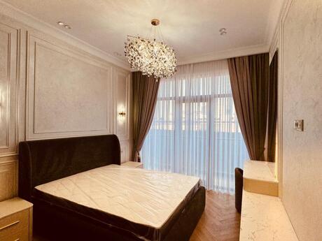 Kirayə 4 otaqlı mənzil, 200 m², İzmir Residence: 5 000 ₼/ay 2