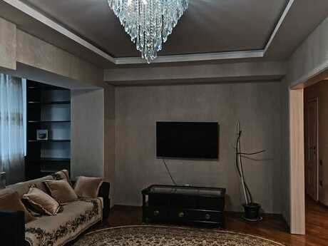 Elan №6396524 - Bakı, İçəri Şəhər m., 3 otaqlı, 90 m², 7/9 mərtəbə