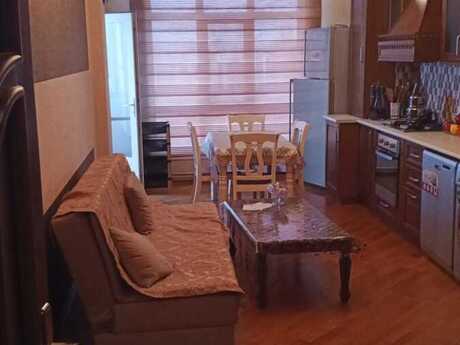4 otaqlı mənzil, 170 m², 8 Noyabr: 430 000 ₼ 2