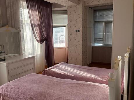 Kirayə 4 otaqlı mənzil, 130 m², Nizami: 1 200 ₼/ay 4