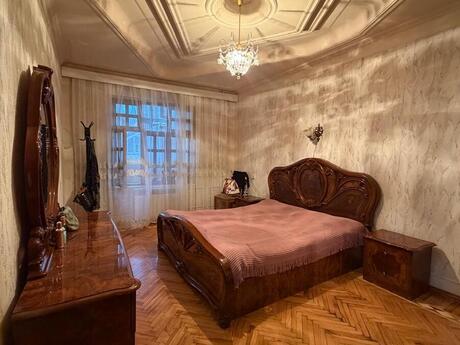 3-комнатная квартира, 90 м², 8-ci mikrorayon: 250 000 ₼ 4