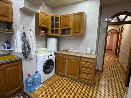 3-комнатная квартира, 90 м², 8-ci mikrorayon: 250 000 ₼ 5