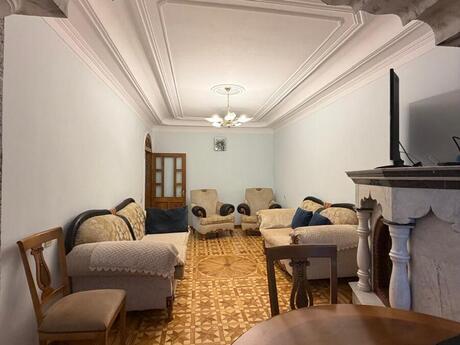 3-комнатная квартира, 90 м², 8-ci mikrorayon: 250 000 ₼ 2