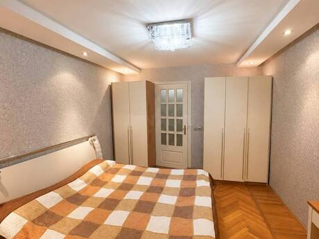 Аренда: 2-комнатная квартира, 60 м², Şah İsmayıl Xətai: 800 ₼/мес 4