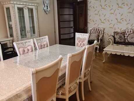 Kirayə 3 otaqlı mənzil, 155 m², 28 May: 1 100 ₼/ay 3
