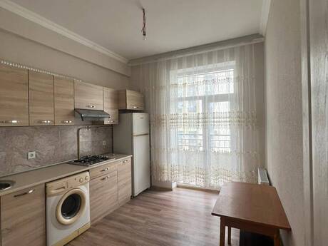 3 otaqlı mənzil, 90 m², İnşaatçılar: 198 000 ₼ 3