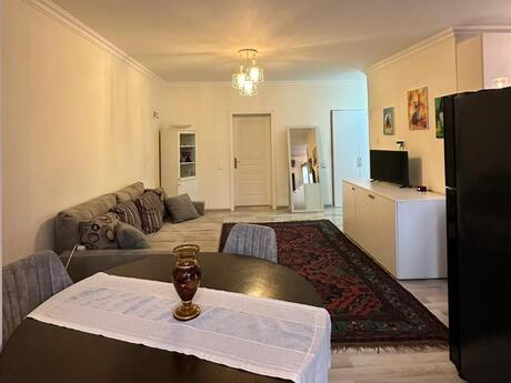 Elan №6396667 - Bakı, Nizami m., 2 otaqlı, 60 m², 5/5 mərtəbə