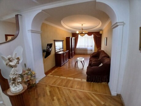 3-комнатная квартира, 140 м², Nizami: 345 000 ₼ 4