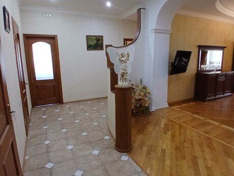 3-комнатная квартира, 140 м², Nizami: 345 000 ₼ 5