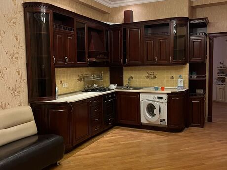 Kirayə 3 otaqlı mənzil, 160 m², Nərimanov: 1 500 ₼/ay 4