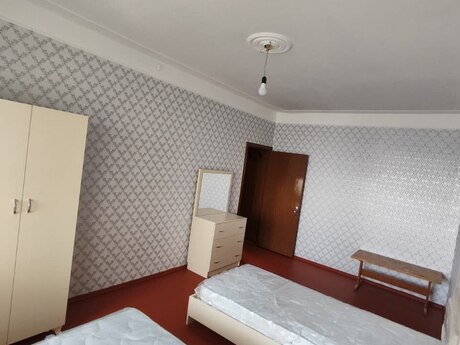 4-room apartment for rent, 120 m², 9-cu mikrorayon: 800 ₼/mo 3