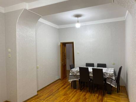 Объявление №6396826 - Баку, Насиминский  р., 5-комн., 150 м², 1/3 этаж