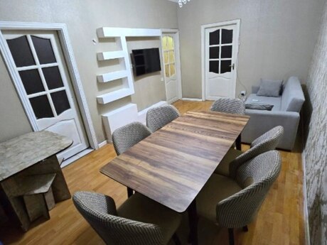 Elan №6396836 - Bakı, Memar Əcəmi m., 2 otaqlı, 55 m², 1/5 mərtəbə