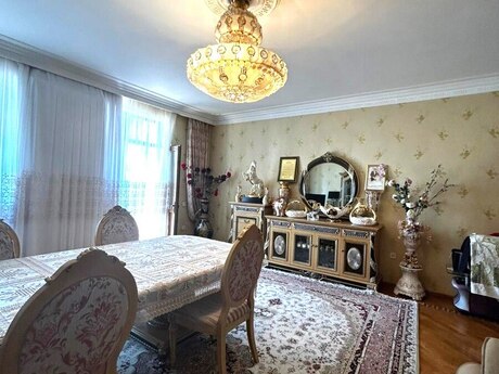5-room apartment, 210 m², 8 Noyabr: 456 000 ₼ 2