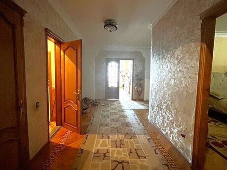 5-room apartment, 210 m², 8 Noyabr: 456 000 ₼ 5