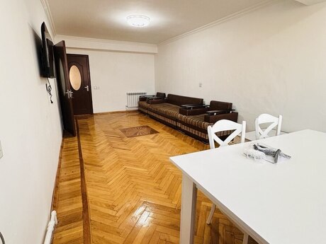 Elan №6396954 - Bakı, Elmlər Akademiyası m., 2 otaqlı, 60 m², 9/9 mərtəbə