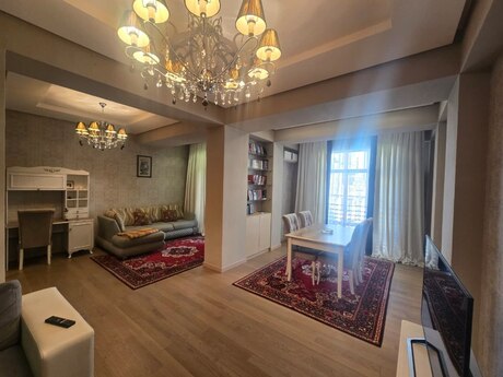 3 otaqlı mənzil, 140 m², Nəriman Nərimanov: 430 000 ₼ 3