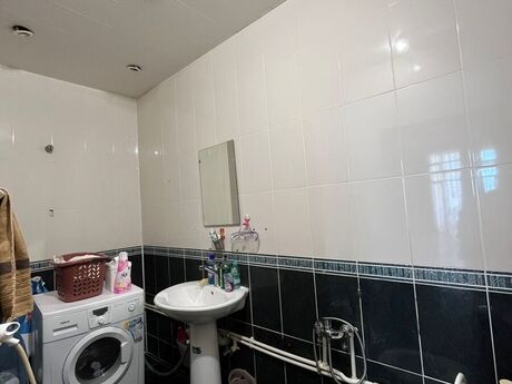 2 otaqlı mənzil, 72 m², Nizami: 450 000 ₼ 2