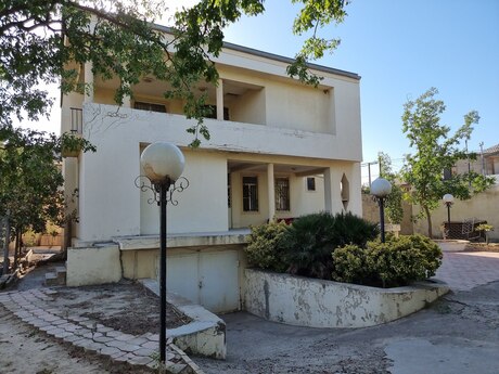 4 otaqlı həyət evi, 252 m², Saray: 380 000 ₼ 3