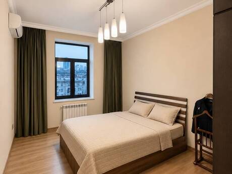 3-room apartment for rent, 150 m², Nizami: 2 500 ₼/mo 5