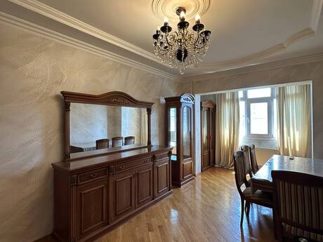 3-room apartment for rent, 85 m², İnşaatçılar: 750 ₼/mo 3