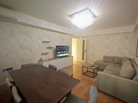 Kirayə 2 otaqlı mənzil, 80 m², İnşaatçılar: 630 ₼/ay 2